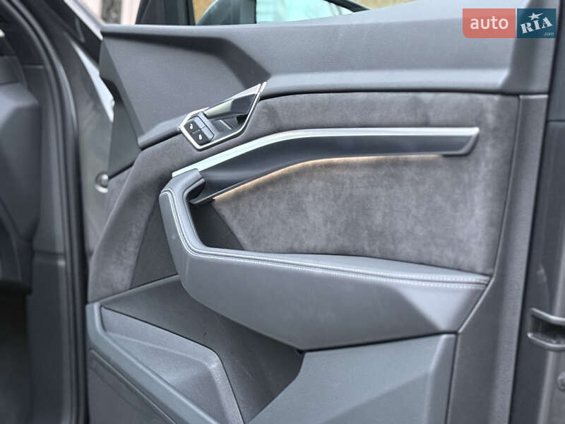 Позашляховик / Кросовер Audi e-tron Sportback 2021 в Тернополі фото 42 Позашляховик / Кросовер Audi e-tron Sportback 2021 в Тернополі