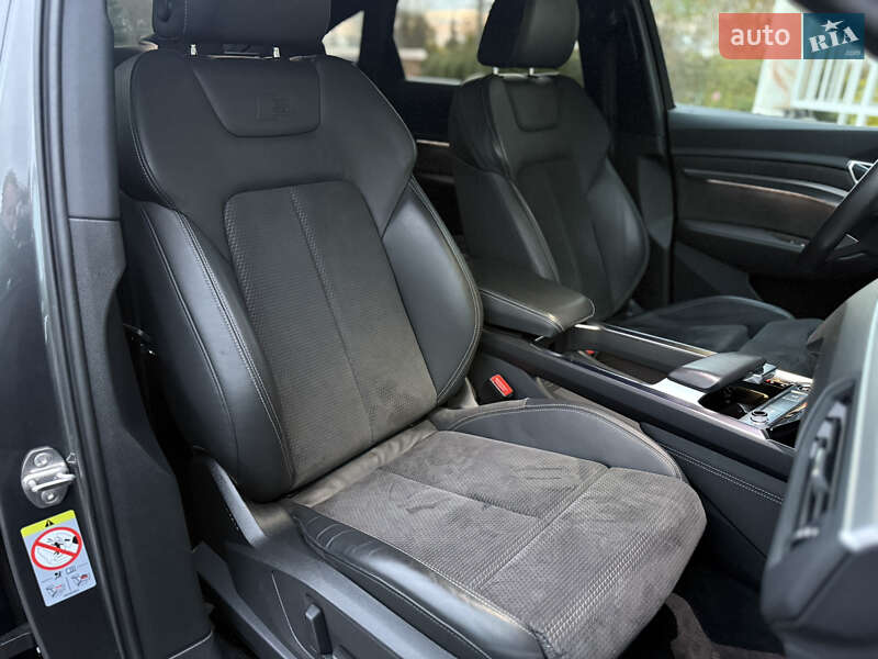 Позашляховик / Кросовер Audi e-tron Sportback 2021 в Тернополі фото 50 Позашляховик / Кросовер Audi e-tron Sportback 2021 в Тернополі