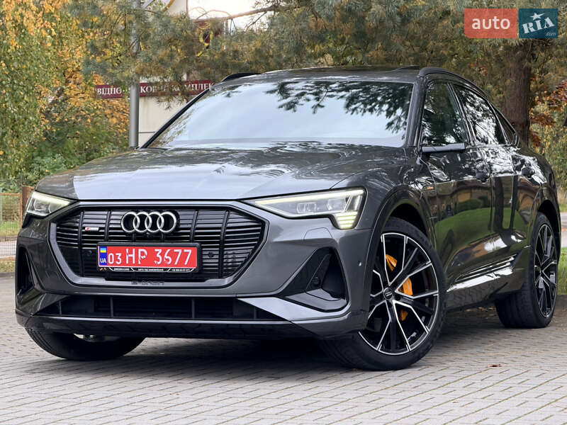 Позашляховик / Кросовер Audi e-tron Sportback 2020 в Дрогобичі