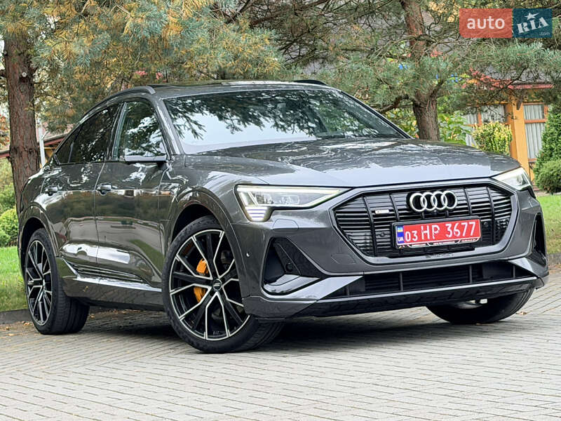 Позашляховик / Кросовер Audi e-tron Sportback 2020 в Дрогобичі