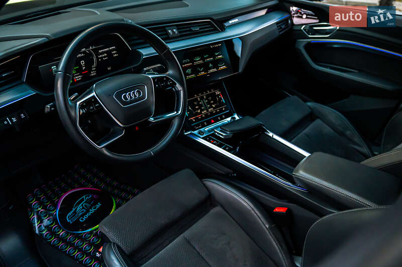 Внедорожник / Кроссовер Audi e-tron Sportback 2020 в Луцке фото 98 Внедорожник / Кроссовер Audi e-tron Sportback 2020 в Луцке