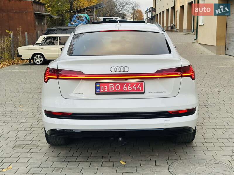 Позашляховик / Кросовер Audi e-tron Sportback 2022 в Тернополі