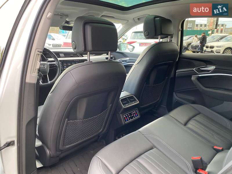 Внедорожник / Кроссовер Audi e-tron Sportback 2022 в Львове