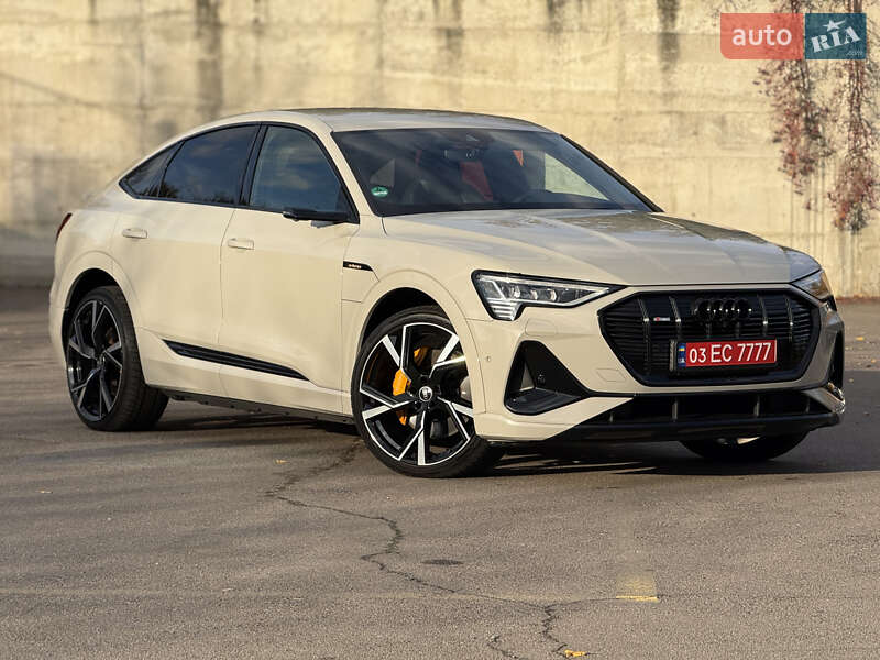 Внедорожник / Кроссовер Audi e-tron Sportback 2021 в Ровно