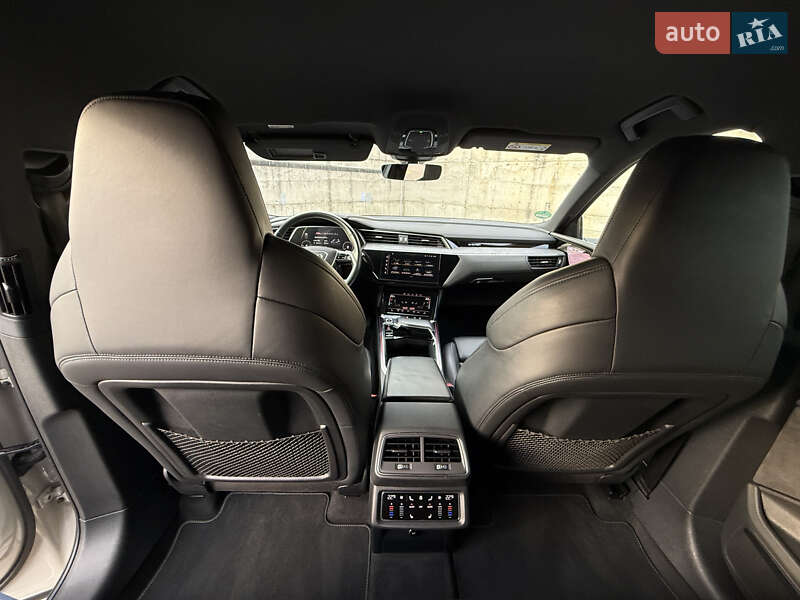 Внедорожник / Кроссовер Audi e-tron Sportback 2021 в Ровно