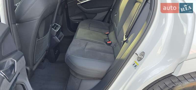 Позашляховик / Кросовер Audi e-tron Sportback 2023 в Тернополі