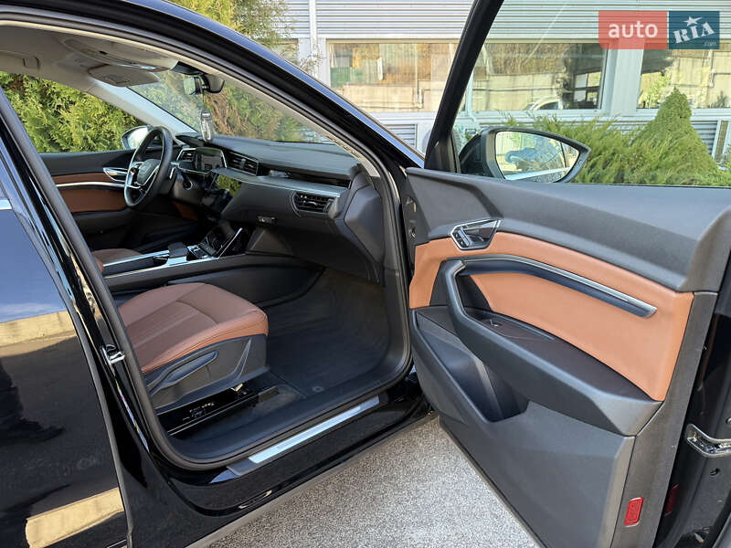 Внедорожник / Кроссовер Audi e-tron Sportback 2022 в Ровно фото 31 Внедорожник / Кроссовер Audi e-tron Sportback 2022 в Ровно