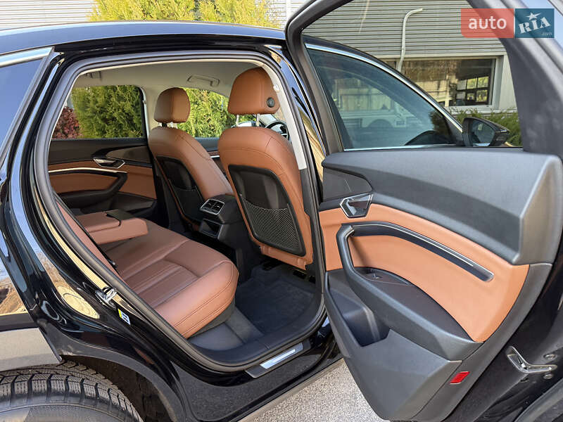 Внедорожник / Кроссовер Audi e-tron Sportback 2022 в Ровно фото 47 Внедорожник / Кроссовер Audi e-tron Sportback 2022 в Ровно