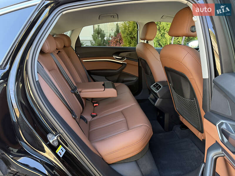Внедорожник / Кроссовер Audi e-tron Sportback 2022 в Ровно фото 50 Внедорожник / Кроссовер Audi e-tron Sportback 2022 в Ровно
