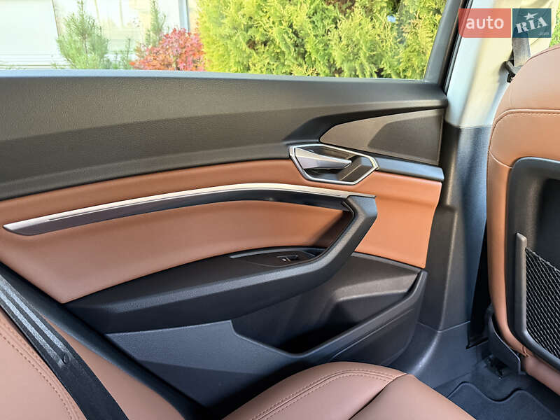 Внедорожник / Кроссовер Audi e-tron Sportback 2022 в Ровно фото 61 Внедорожник / Кроссовер Audi e-tron Sportback 2022 в Ровно