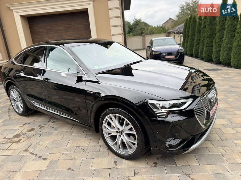Позашляховик / Кросовер Audi e-tron Sportback 2023 в Чернівцях