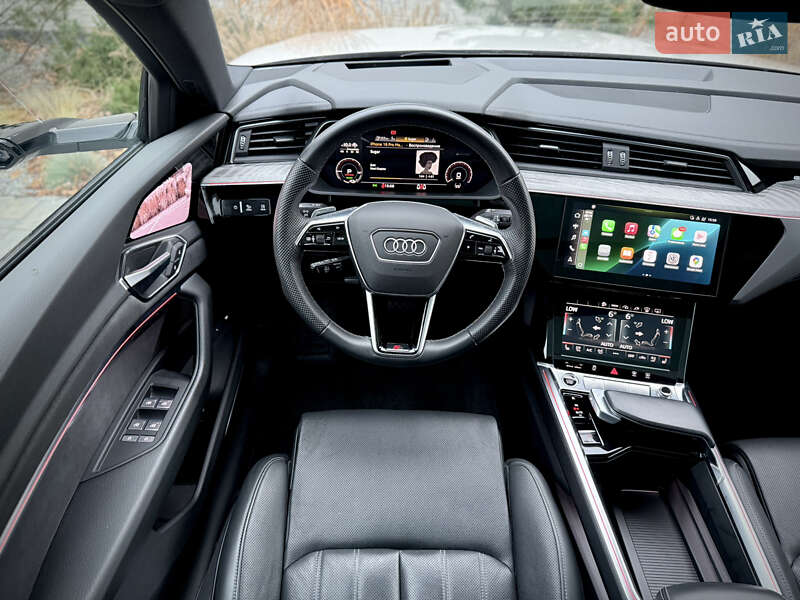 Позашляховик / Кросовер Audi e-tron Sportback 2021 в Луцьку
