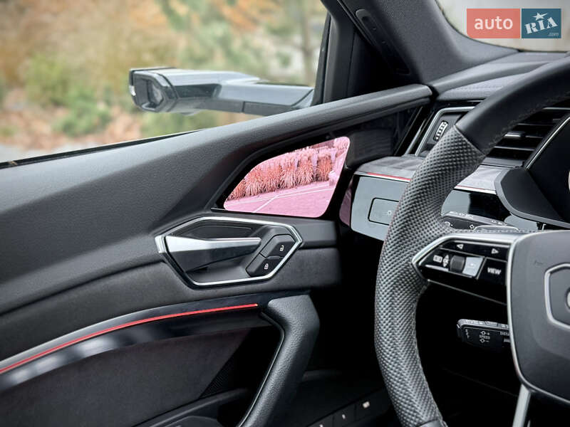 Позашляховик / Кросовер Audi e-tron Sportback 2021 в Луцьку