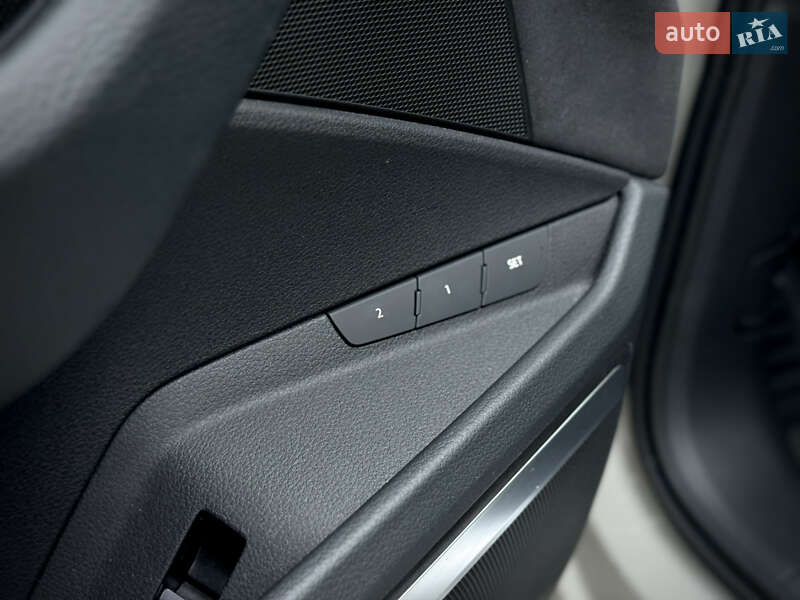 Позашляховик / Кросовер Audi e-tron Sportback 2021 в Луцьку