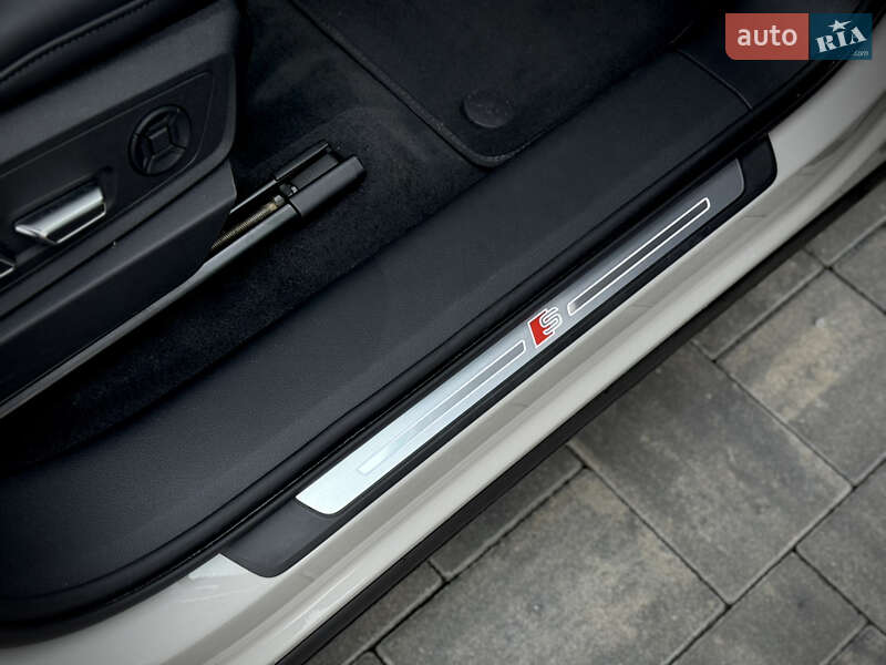 Позашляховик / Кросовер Audi e-tron Sportback 2021 в Луцьку