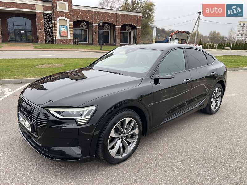 Внедорожник / Кроссовер Audi e-tron Sportback 2021 в Киеве