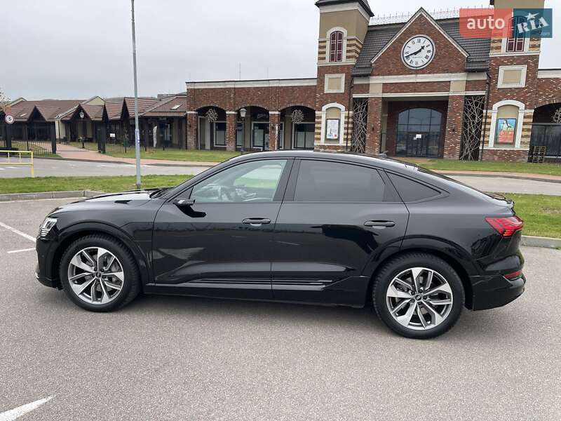 Внедорожник / Кроссовер Audi e-tron Sportback 2021 в Киеве