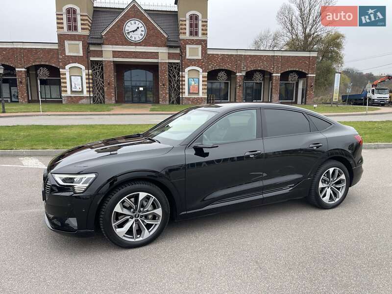 Внедорожник / Кроссовер Audi e-tron Sportback 2021 в Киеве