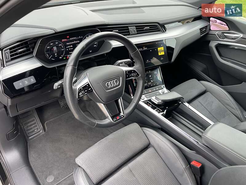 Внедорожник / Кроссовер Audi e-tron Sportback 2021 в Киеве