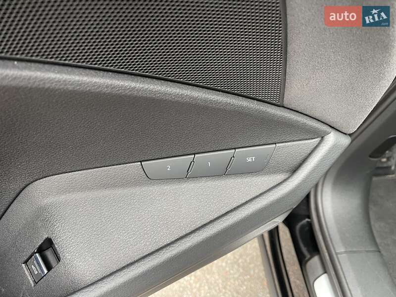 Внедорожник / Кроссовер Audi e-tron Sportback 2021 в Киеве
