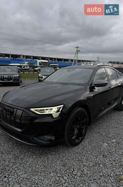Позашляховик / Кросовер Audi e-tron Sportback 2020 в Львові