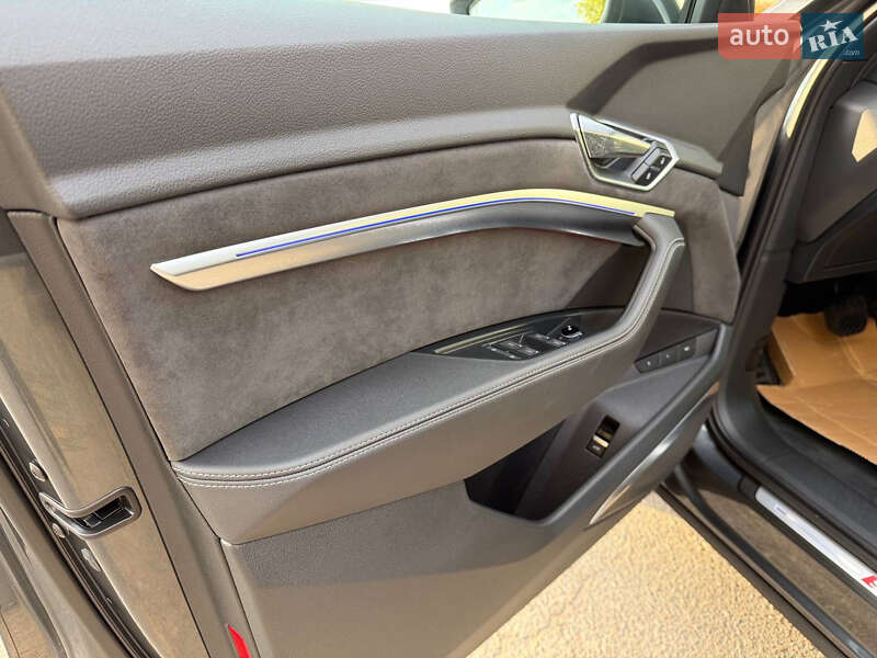 Внедорожник / Кроссовер Audi e-tron Sportback 2020 в Запорожье