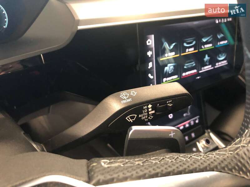 Позашляховик / Кросовер Audi e-tron Sportback 2021 в Львові