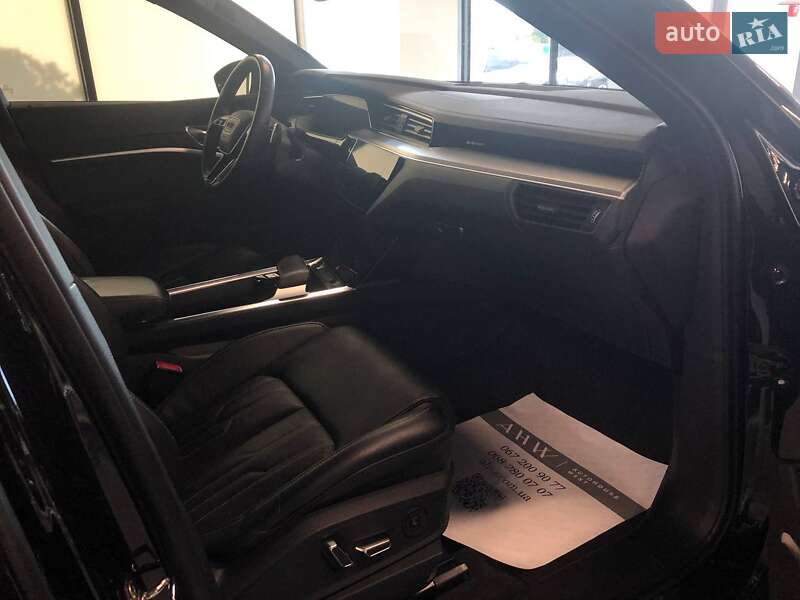 Позашляховик / Кросовер Audi e-tron Sportback 2021 в Львові