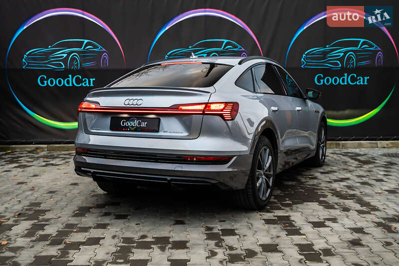 Позашляховик / Кросовер Audi e-tron Sportback 2020 в Луцьку