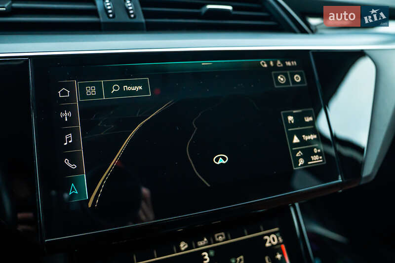 Позашляховик / Кросовер Audi e-tron Sportback 2020 в Луцьку