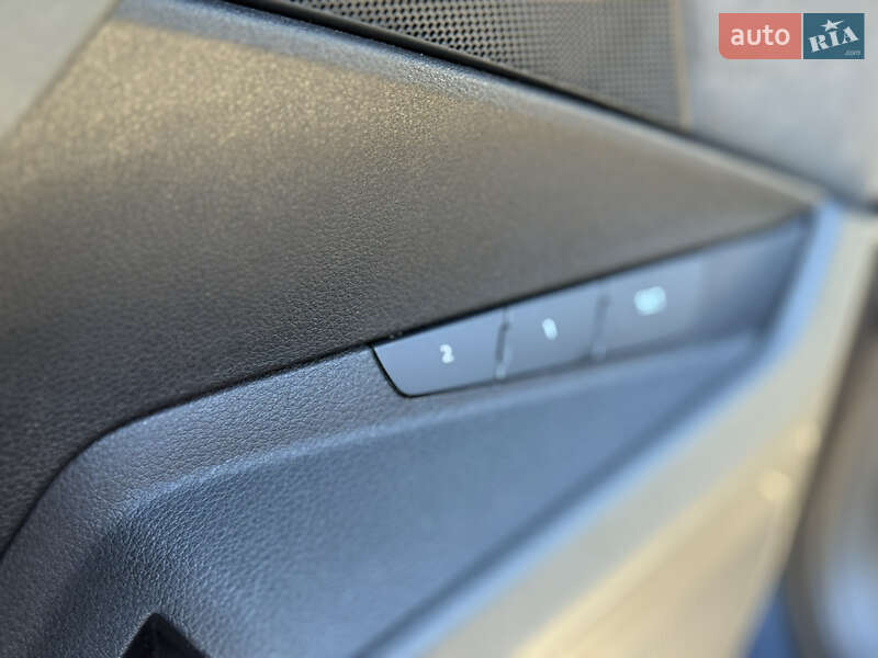 Позашляховик / Кросовер Audi e-tron Sportback 2021 в Стрию фото 25 Позашляховик / Кросовер Audi e-tron Sportback 2021 в Стрию