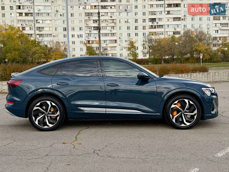 Внедорожник / Кроссовер Audi e-tron Sportback 2020 в Киеве фото 7 Внедорожник / Кроссовер Audi e-tron Sportback 2020 в Киеве