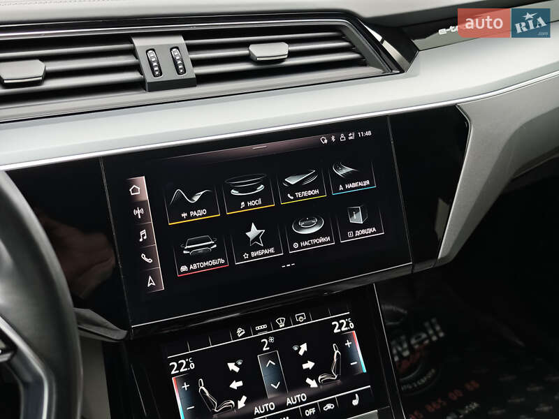 Позашляховик / Кросовер Audi e-tron Sportback 2020 в Луцьку