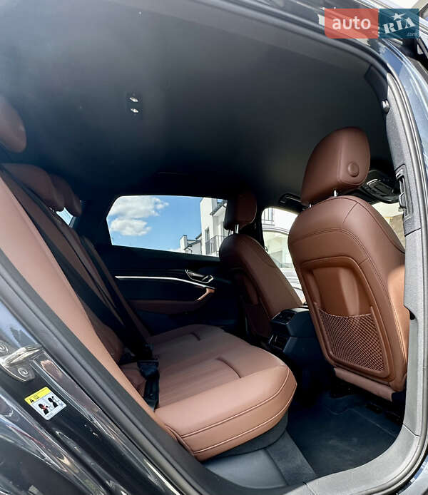 Внедорожник / Кроссовер Audi e-tron Sportback 2021 в Львове