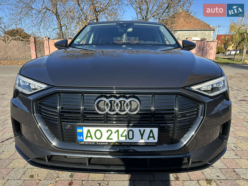 Внедорожник / Кроссовер Audi e-tron Sportback 2021 в Мукачево