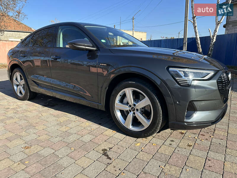 Внедорожник / Кроссовер Audi e-tron Sportback 2021 в Мукачево