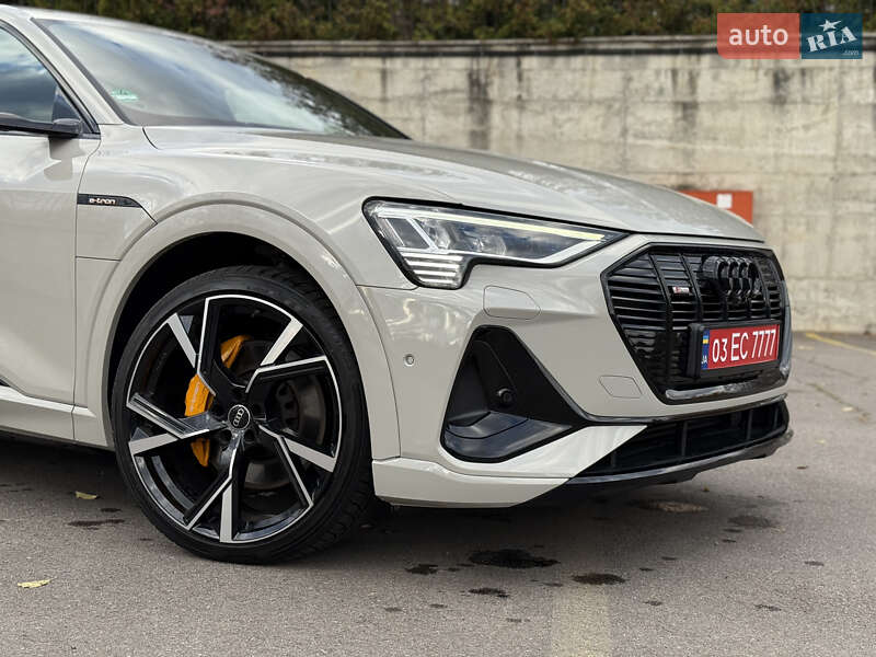 Внедорожник / Кроссовер Audi e-tron Sportback 2021 в Ровно