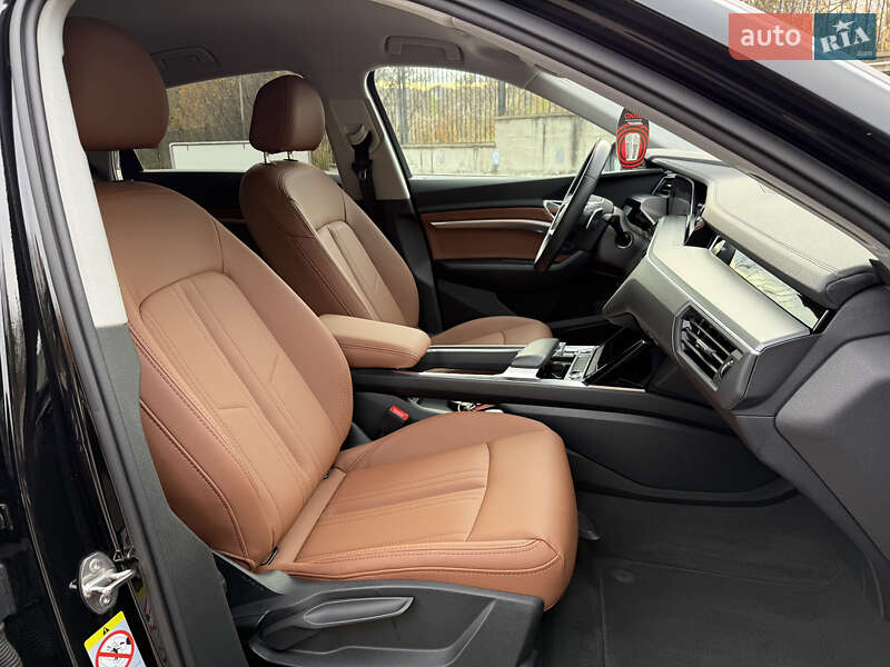 Внедорожник / Кроссовер Audi e-tron Sportback 2022 в Ровно