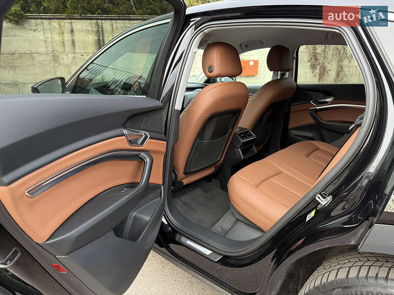 Внедорожник / Кроссовер Audi e-tron Sportback 2022 в Ровно