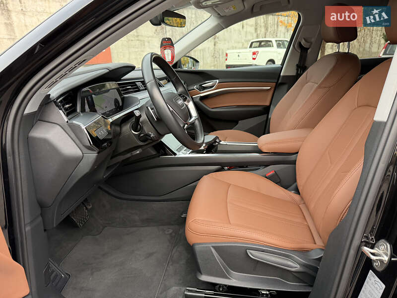 Внедорожник / Кроссовер Audi e-tron Sportback 2022 в Ровно