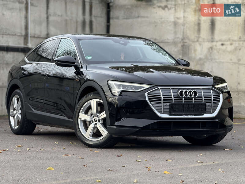 Внедорожник / Кроссовер Audi e-tron Sportback 2022 в Ровно