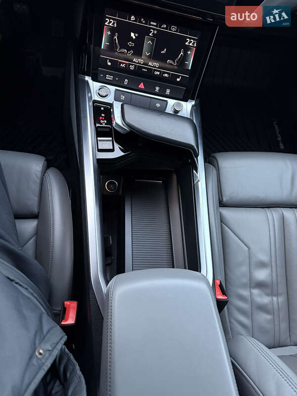 Позашляховик / Кросовер Audi e-tron Sportback 2022 в Козятині