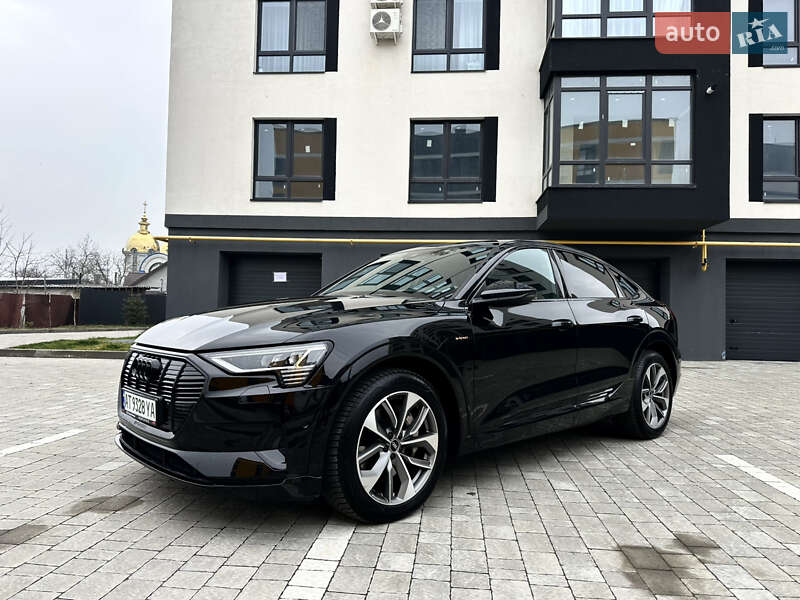 Позашляховик / Кросовер Audi e-tron Sportback 2021 в Івано-Франківську