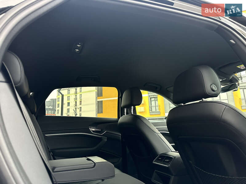 Позашляховик / Кросовер Audi e-tron Sportback 2021 в Івано-Франківську