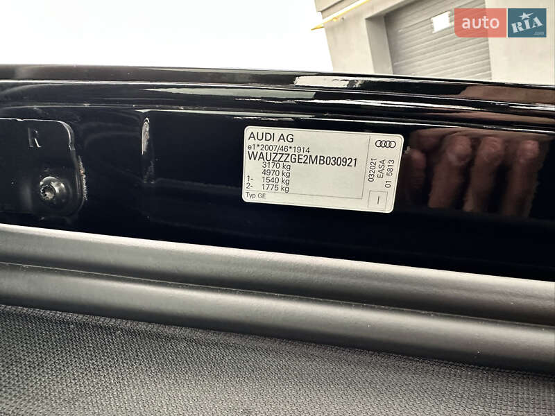 Позашляховик / Кросовер Audi e-tron Sportback 2021 в Івано-Франківську