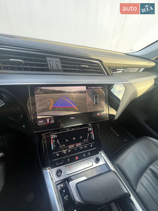 Позашляховик / Кросовер Audi e-tron Sportback 2021 в Вінниці