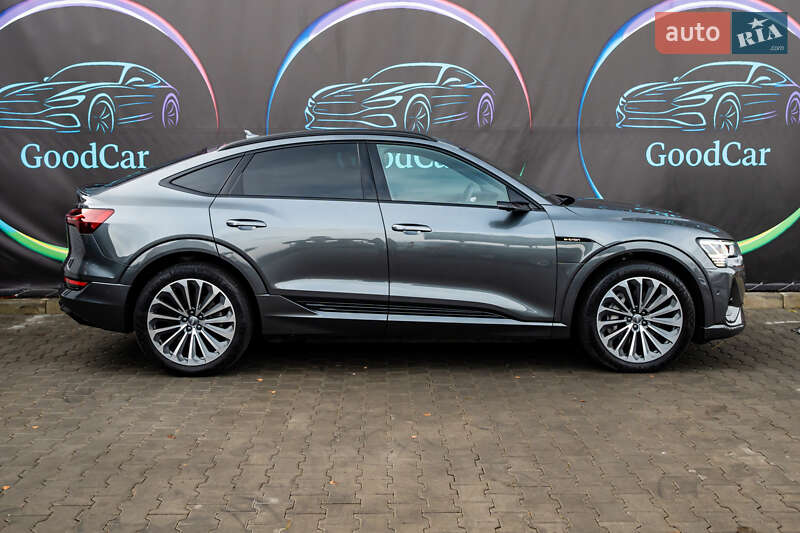 Позашляховик / Кросовер Audi e-tron Sportback 2020 в Луцьку