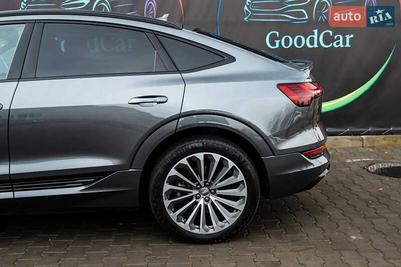 Позашляховик / Кросовер Audi e-tron Sportback 2020 в Луцьку