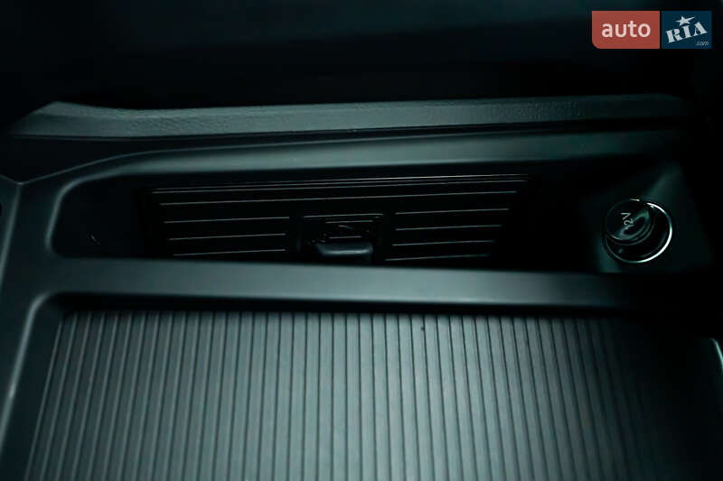 Позашляховик / Кросовер Audi e-tron Sportback 2020 в Луцьку