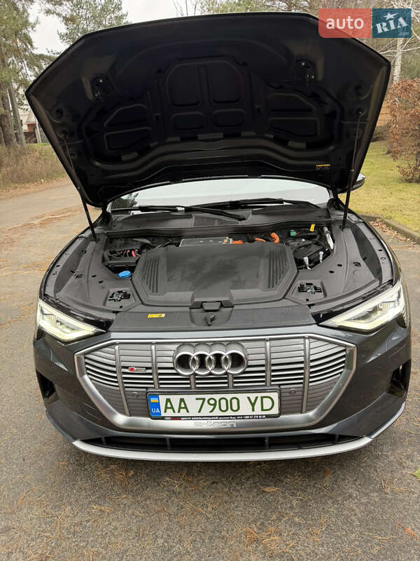Позашляховик / Кросовер Audi e-tron Sportback 2022 в Києві фото 5 Позашляховик / Кросовер Audi e-tron Sportback 2022 в Києві